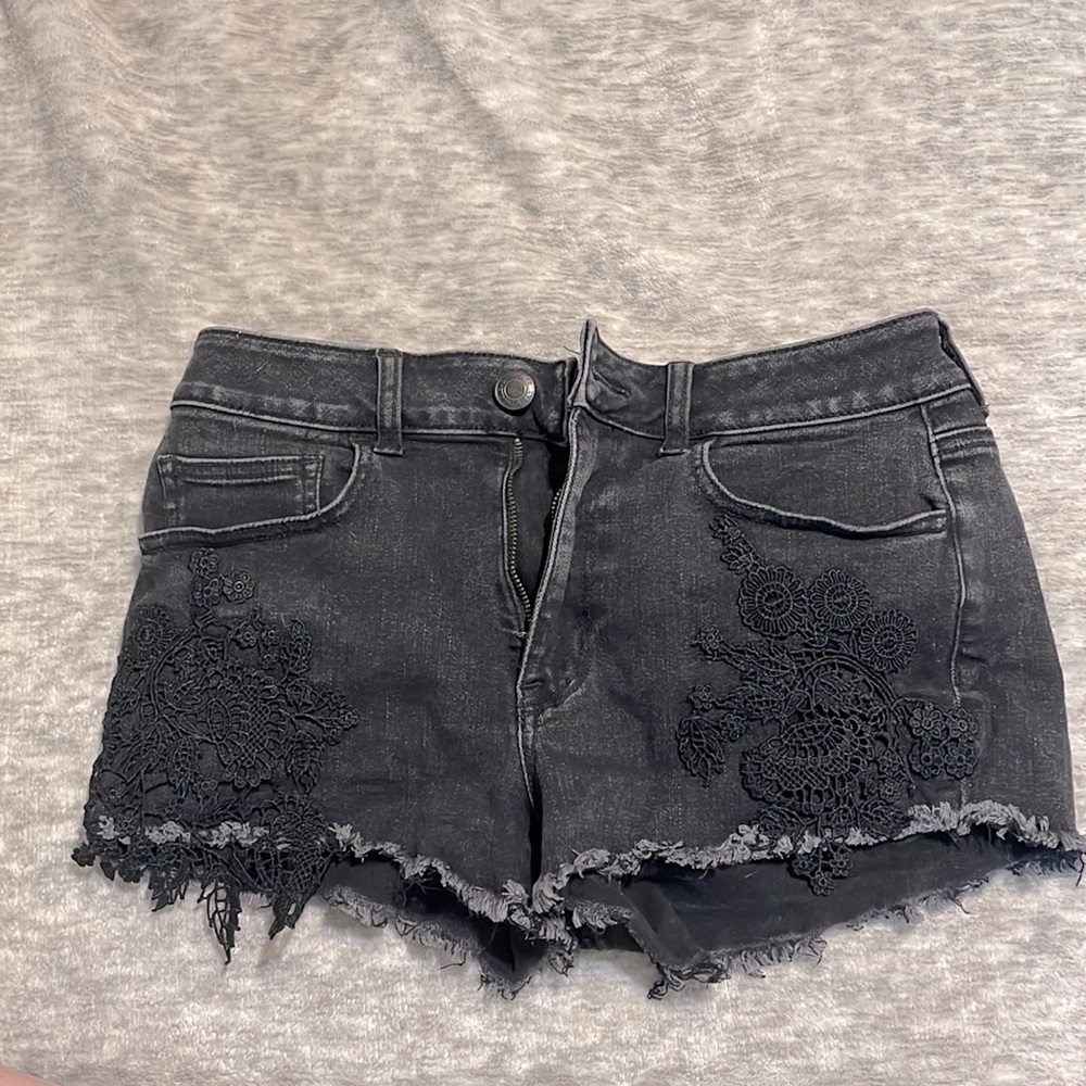 American Eagle Hi-Rise Shortie Cutoff Black Denim Shorts Lace Applique